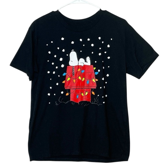 Peanuts Snoopy ‘I’m Only A Morning Person on Christmas’ graphic t-shirt M - Picture 1 of 4